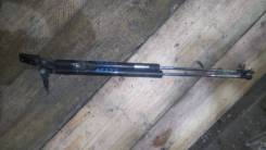 Амортизатор двери багажника. Subaru Forester, SG, SG5, SG6, SG69, SG9, SG9L