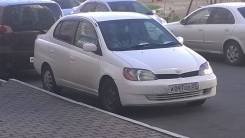 Toyota Platz. Без водителя