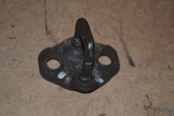 Крепление крышки багажника. Subaru Forester, SF5, SF9, SG5, SG6, SG9 Subaru Legacy, BF3, BF4, BF5, BF7, BFA, BFB, BG2, BG3, BG4, BG5, BG7, BG9, BGA, B...