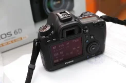 Canon EOS 6D Body ����