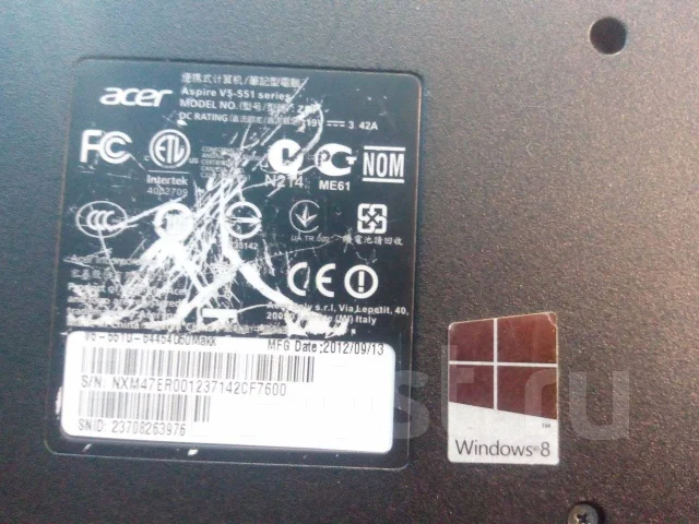 Acer Aspire V5. 16", 1 600����, ��� 4 ��, ���� 500���, WiFi: 1, Bluetooth: 1, ����������� �� 4��. ����