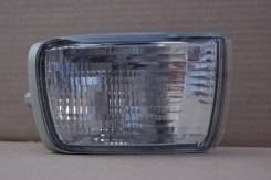 Поворотник бамперный Toyota Hilux Surf 35-97, правый