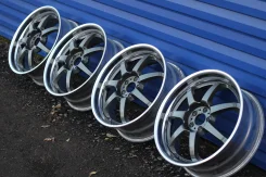 Gialla. 7.0x18", 5x100, ET48 ����