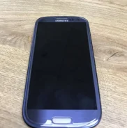 Samsung Galaxy S3 GT-i9300. �/�