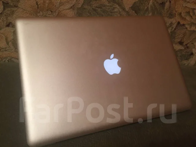 Apple MacBook Pro 15 2010 Mid MC371. 15.4", 2,4����, ��� 4 ��, ���� 500���, WiFi: 1, Bluetooth: 1, ����������� �� 9��. ����