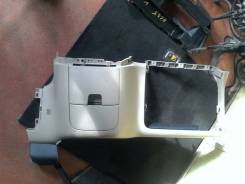 Консоль центральная. Nissan Serena, C25, CC25, CNC25, NC25 Двигатель MR20DE