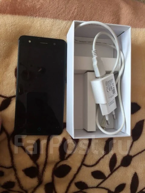 ZTE Blade V7 Lite. �/� ����