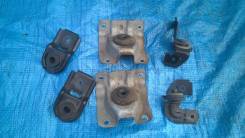 Крепление радиатора. Subaru: Forester, Legacy, R2, Impreza, Outback, XV, R1, Exiga, Legacy B4, Stella Двигатели: EJ202, EJ203, EJ204, EJ205, EJ20A, EJ...