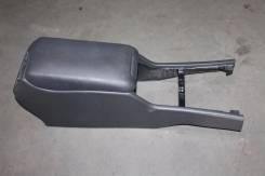 Подлокотник. Mercedes-Benz E-Class, W210