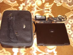 Fujitsu. 13", 1,5����, ��� 512 ��, ���� 80���, WiFi ����