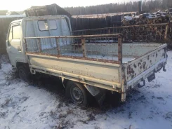 Toyota Hiace ����
