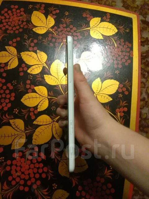 Samsung Galaxy Tab 4 7.0 8Gb ����