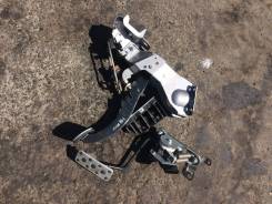 Педаль газа. Subaru Forester, SG, SG5, SG6, SG69, SG9, SG9L Двигатели: EJ20, EJ201, EJ202, EJ203, EJ204, EJ205, EJ20A, EJ20E, EJ20G, EJ20J, EJ25, EJ25...