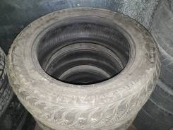 Goodyear UltraGrip Extreme. Зимние, шипованные, 2012 год, 50 %, 4 шт