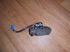 Кнопка открывания багажника. Honda Accord, CL7, CL8, CL9 Двигатели: K20A, K20A6, K20Z2, K24A, K24A3, N22A1