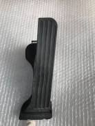 Педаль газа. Volkswagen: Passat, Passat CC, Jetta, Golf, Scirocco Skoda Octavia, 1Z3, 1Z5, 913, 933 Skoda Superb, 374, 3T4, 3T5 Audi: R8, TT, S3, A3...