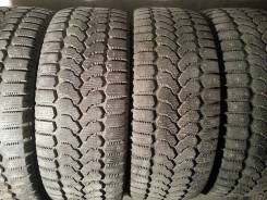 Yokohama F700. Зимние, шипованные, износ: 10%, 4 шт