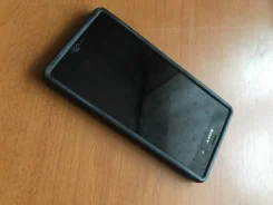 Sony Xperia Z3. �/�
