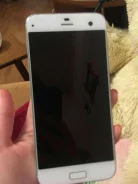 ZTE Blade S7. �/�