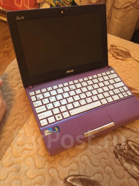 Asus Eee PC 1025CE. 13", 1,9����, ��� 2048 ��, ���� 450���, WiFi: 1, Bluetooth: 1, ����������� �� 5��. ����