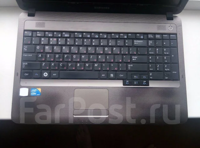 Samsung R540. 15.6", 2,5����, ��� 4 ��, ���� 320���, WiFi: 1, Bluetooth: 1. ��� ����� �� ��������� ����