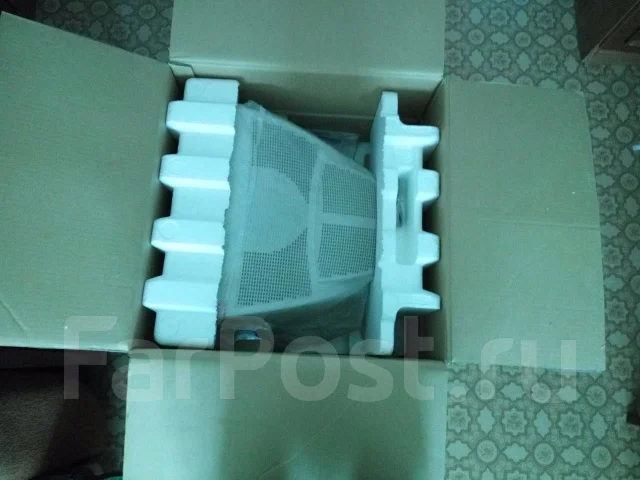 Iiyama. 19" ����