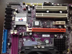 Socket AM2+ ����