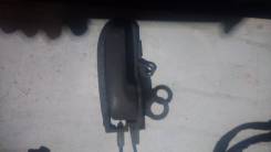 Ручка двери внутренняя. Toyota Yaris, NCP11, NCP12 Toyota Platz, NCP12, NCP16, SCP11 Toyota Echo, NCP11, NCP12 Двигатели: 1NZFE, 2NZFE, 1SZFE