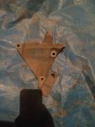 Кронштейн опоры двигателя. Nissan Bluebird, ENU13, EU13, HU13, U13 Двигатели: SR18DE, SR20DE