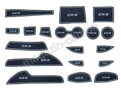 Коврик. Mazda CX-5, KF, KF2P, KF5P, KFEP, KE, KE5FW, KEEFW, KE2FW, KE5AW, KE2AW, KEEAW Двигатели: PEVPS, PYRPS, PYVPS, PYVPTS, SHVPTS, SHY1