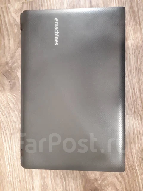eMachines E642G. 15.6", 2,2����, ��� 3072 ��, ���� 320���, WiFi: 1, ����������� �� 3��. ����