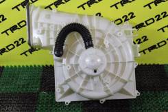 Корпус моторчика печки. Nissan Bluebird Sylphy, FG10, QG10, QNG10, TG10 Nissan Tino, HV10, PV10, V10, V10M Nissan Primera, HP12, QP12, RP12, TNP12, TP...
