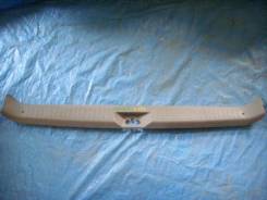 Накладка багажника. Mazda Bongo Friendee, SG5W, SGE3, SGEW, SGL3, SGL5, SGLR, SGLW Двигатель WLT