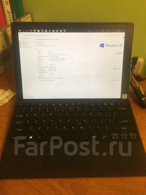 Acer Aspire Switch 10. 12", 2,3����, ��� 8 ��, ���� 256���, WiFi: 1, Bluetooth: 1, ����������� �� 10��. ����