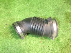 Патрубок воздухозаборника. Subaru Legacy, BD5, BE5, BG5, BH5 Subaru Impreza, GC8, GF8 Subaru Legacy B4, BE5 Двигатели: EJ206, EJ208, EJ20R, EJ205, EJ2...