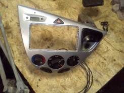 Переключатель отопителя. Ford Focus