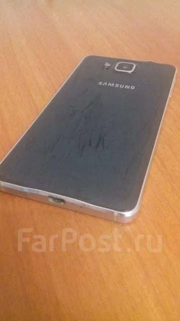 Samsung Galaxy Alpha. �/� ����