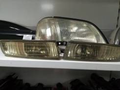 Фара противотуманная. Toyota Ipsum, ACM21, ACM21W, ACM26, ACM26W Двигатель 2AZFE