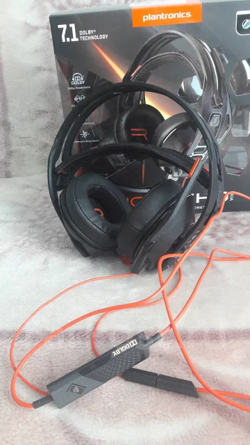 Plantronics RIG 500HS ����