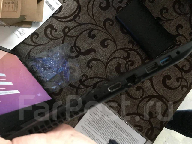 Lenovo IdeaPad Flex 15. 15.6", 2,2����, ��� 4 ��, ���� 1 000���, WiFi: 1, Bluetooth: 1, ����������� �� 8��. ����