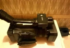 Sony HDR-FX1000E ����