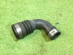 Патрубок интеркулера. Subaru Legacy, BD5, BE5, BG5, BH5 Subaru Legacy B4, BE5 Двигатели: EJ206, EJ208, EJ20H, EJ20R