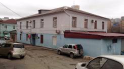 Сдам в аренду помещение 50 кв. м. Состоит из двух комнат 20 и 30 кв. м. 52 кв. м., улица Жигура 13, р-н Третья рабочая. Дом снаружи