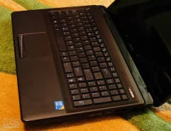 Asus K52F. ��� 2048 ��, ���� 250���, WiFi: 1, Bluetooth: 1, ����������� �� 4��. ����