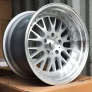 CCW Classic. 9.5/11.0x18", 5x120, ET35/30, �� 72,6���. ����