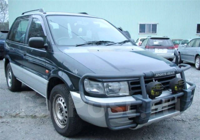 Mitsubishi rvr 1995