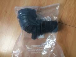 Патрубок воздухозаборника. Nissan Terrano, PR50, RR50 Nissan Terrano Regulus, JRR50 Nissan Elgrand, AVE50, AVWE50 Двигатели: QD32TI, TD27TI, QD32ETI