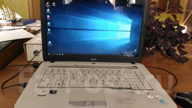 Acer Aspire 5520G. 15.4", 2����, ��� 2048 ��, ���� 160���, WiFi: 1, Bluetooth: 1, ����������� �� 2��. ����