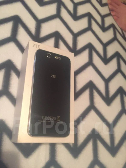 ZTE Blade S7. �/� ����