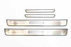 Накладка на порог. Toyota Highlander, ASU40, GSU40, GSU45, MHU48 Двигатели: 1ARFE, 2GRFE, 3MZFE